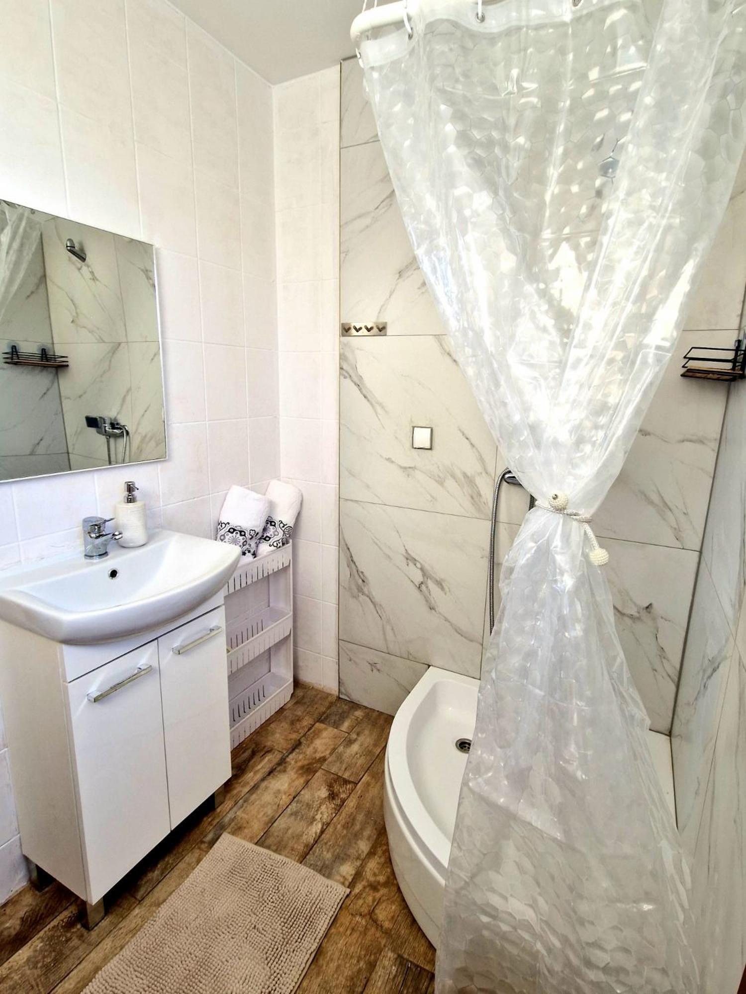 Bursztynek Lunowa Apartment ชวีโนวิชแจ ภายนอก รูปภาพ