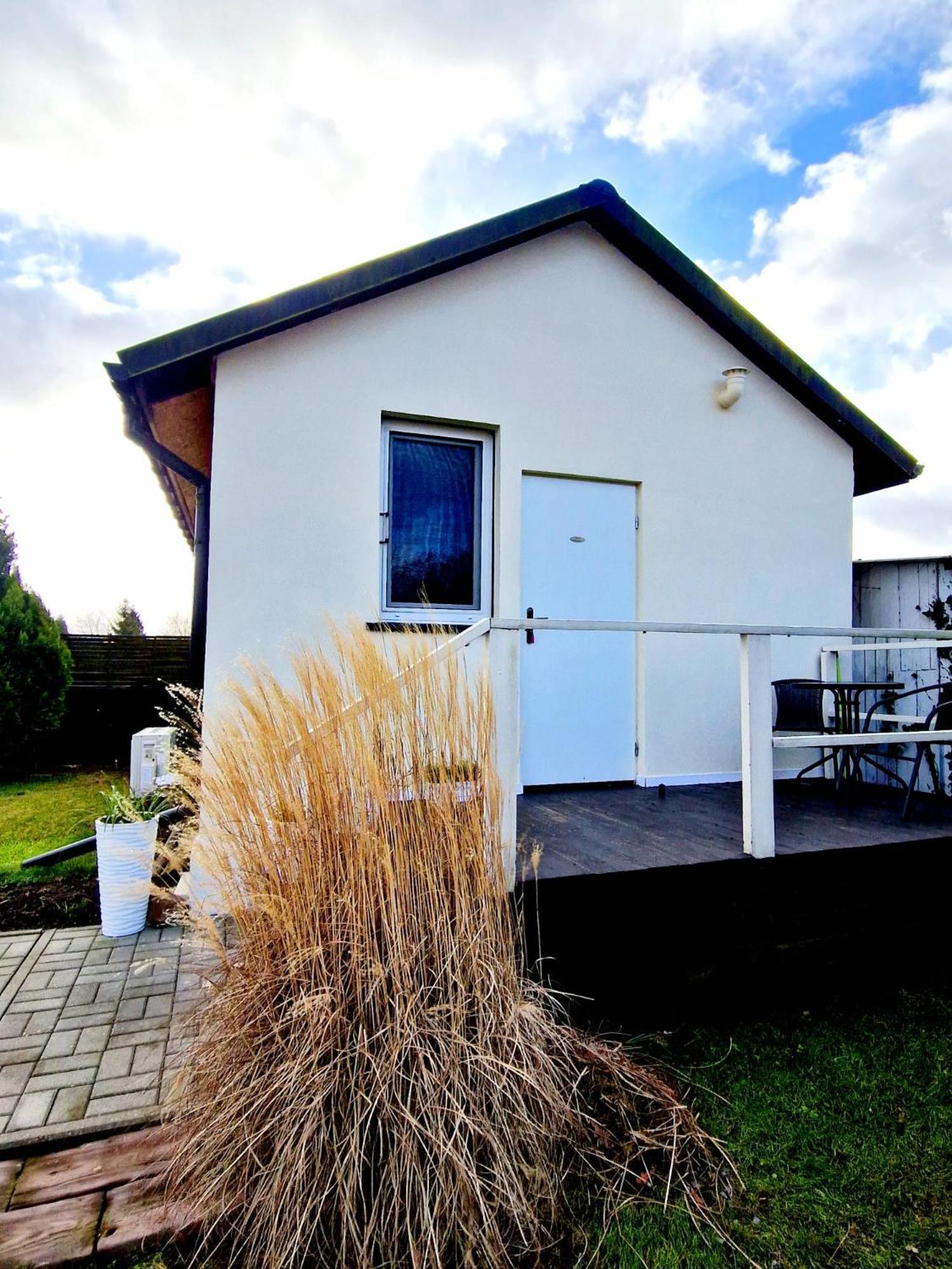 Bursztynek Lunowa Apartment ชวีโนวิชแจ ภายนอก รูปภาพ